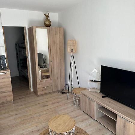 Charmant Studio Neuf 150M Plage Sur Avenue Principale Climatise Et Parking Cavalaire-sur-Mer Dış mekan fotoğraf