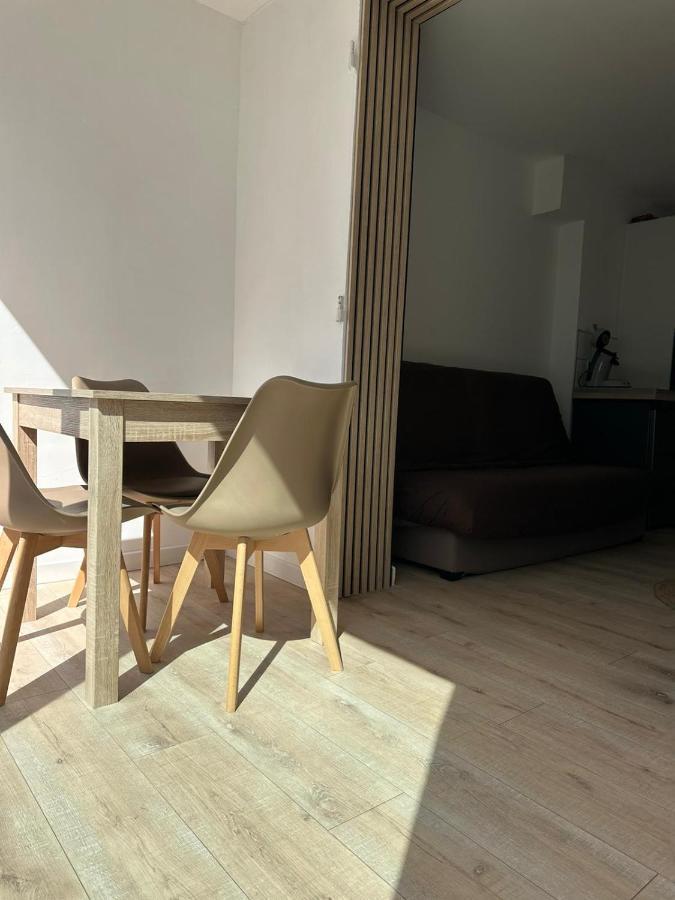 Charmant Studio Neuf 150M Plage Sur Avenue Principale Climatise Et Parking Cavalaire-sur-Mer Dış mekan fotoğraf