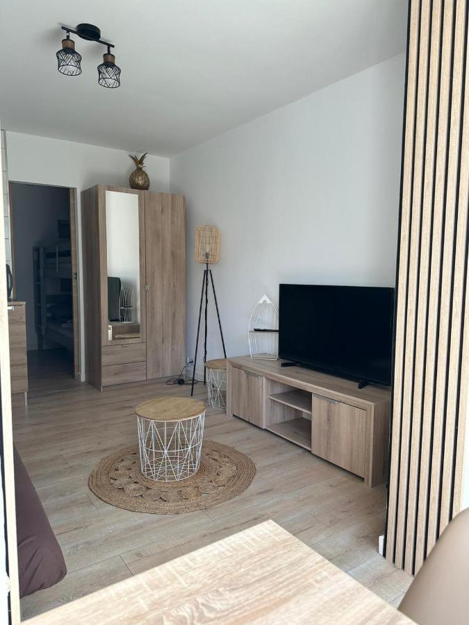 Charmant Studio Neuf 150M Plage Sur Avenue Principale Climatise Et Parking Cavalaire-sur-Mer Dış mekan fotoğraf