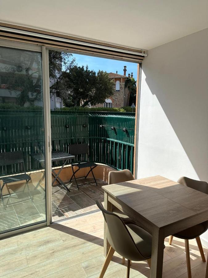 Charmant Studio Neuf 150M Plage Sur Avenue Principale Climatise Et Parking Cavalaire-sur-Mer Dış mekan fotoğraf