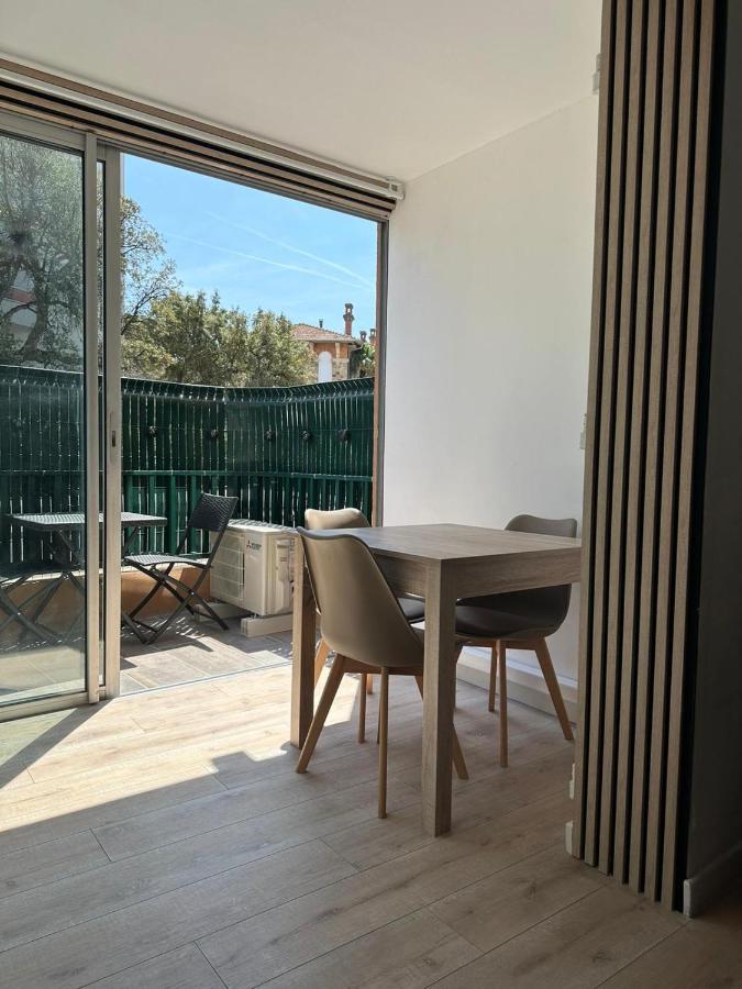 Charmant Studio Neuf 150M Plage Sur Avenue Principale Climatise Et Parking Cavalaire-sur-Mer Dış mekan fotoğraf
